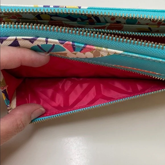 Trina Turk Zip Around Continental Vegan Wallet Colorful Geometric Turquoise - Picture 8 of 10